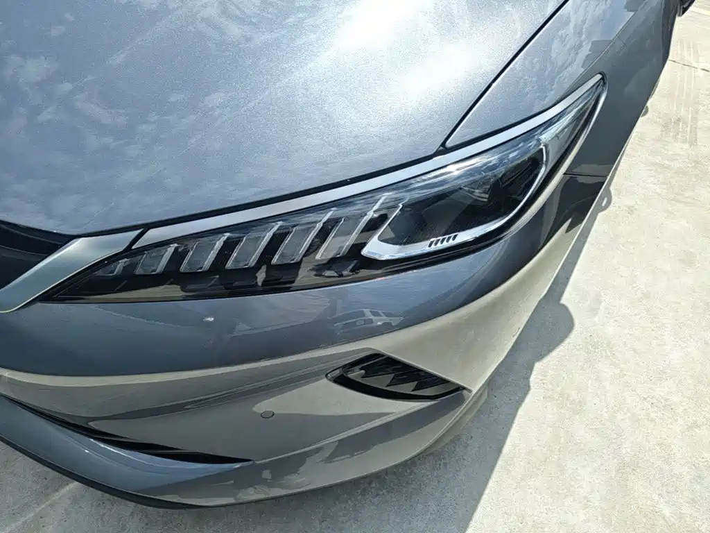 BYD Qin PLUS 2025 — фото 24