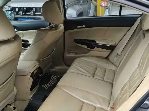 Honda Accord 2009