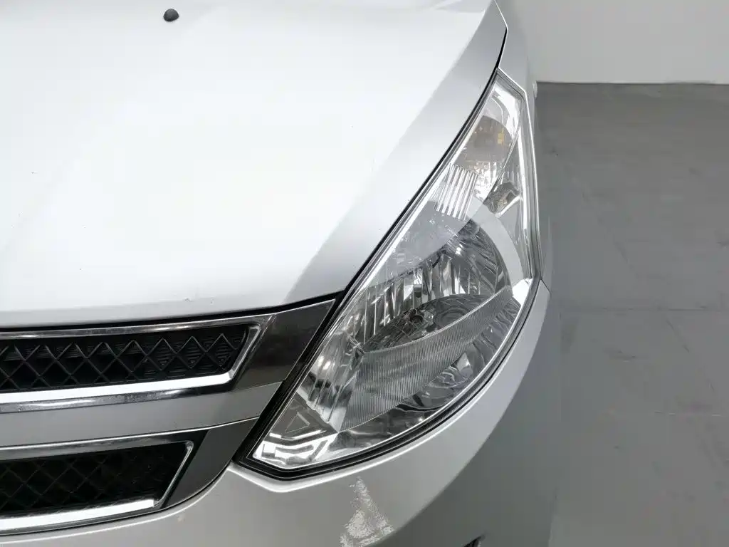 Wuling Rongguang V 2015 — фото 7