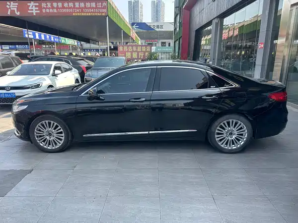 Ford Taurus 2019