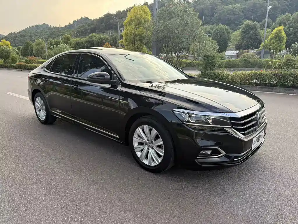 Volkswagen Passat 2019 — фото 3