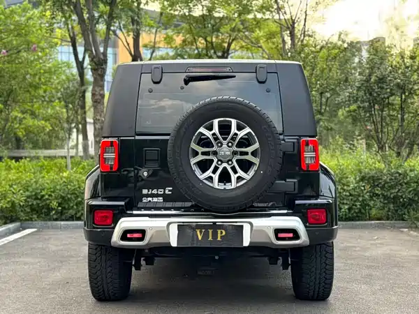 BAIC BJ40 2024