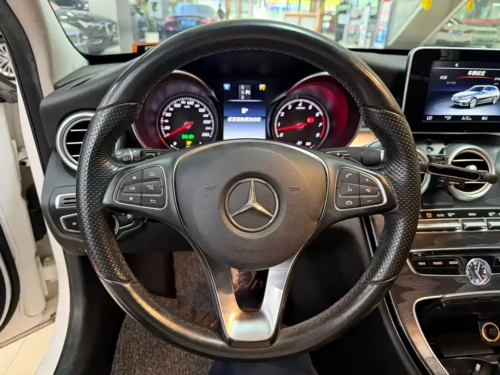 Mercedes-Benz C-Class 2015 — фото 6