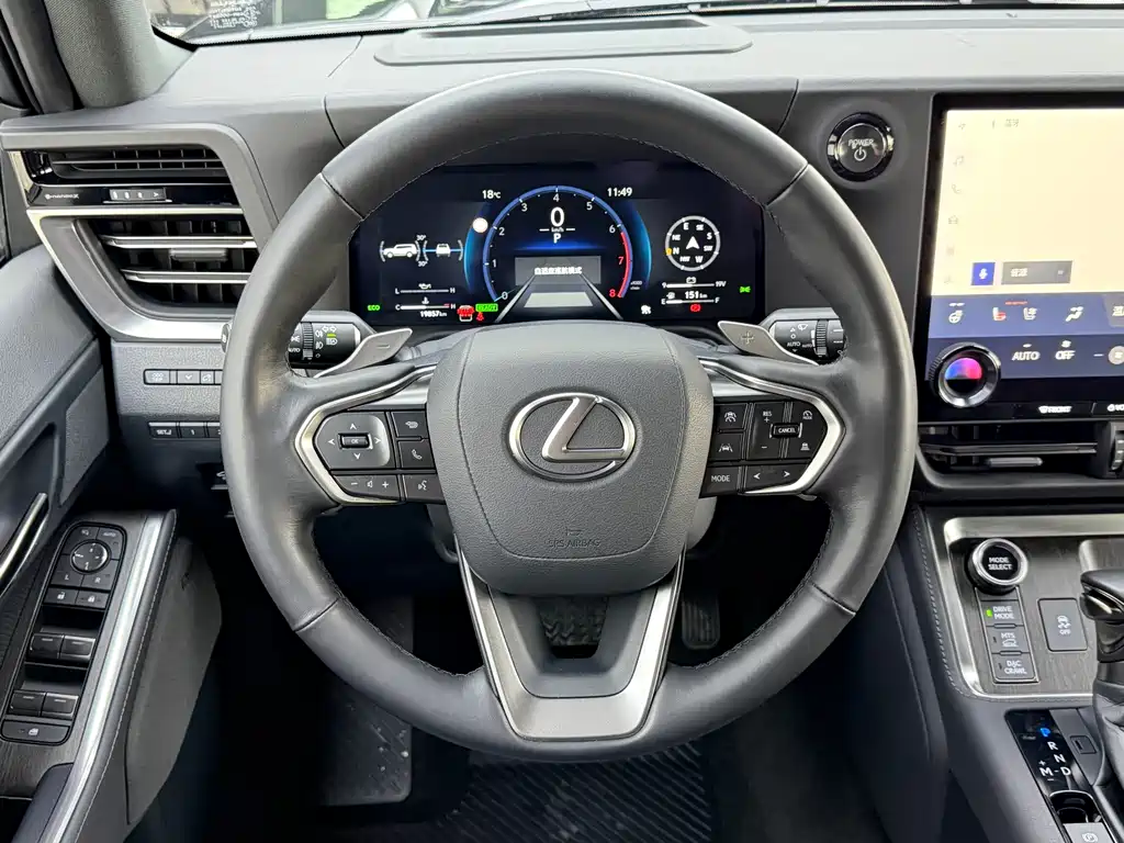 Lexus GX 2025 — фото 11