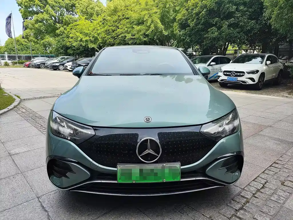 Mercedes-Benz EQE 2026