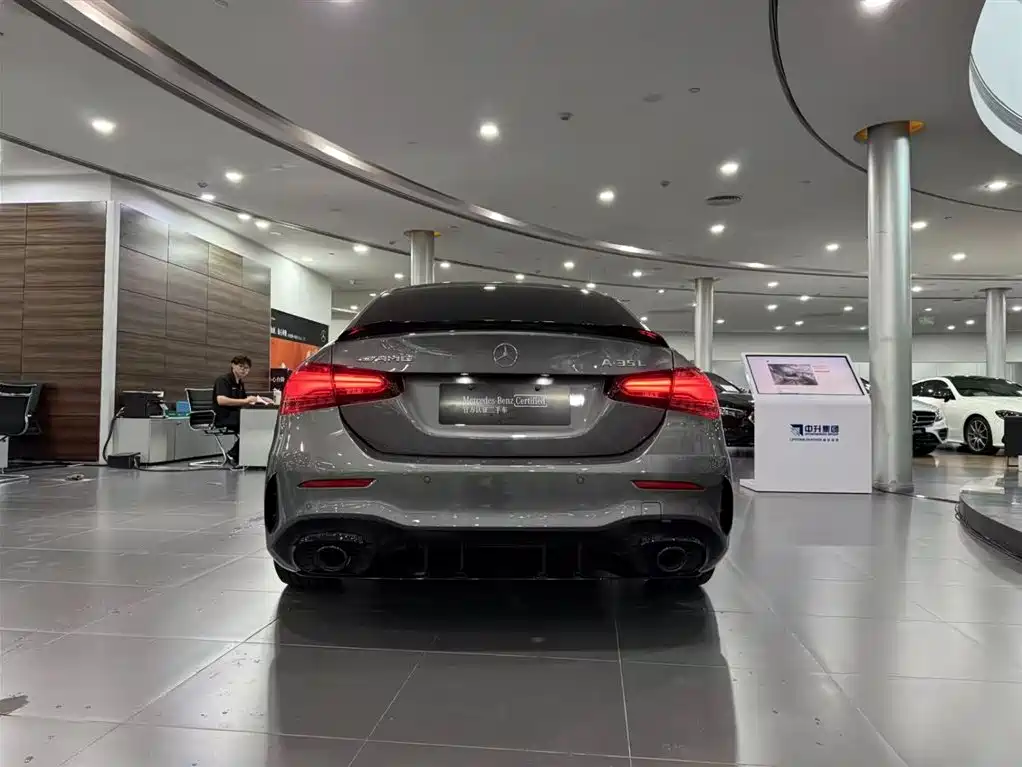 Mercedes-Benz A-Class AMG 2025 — фото 6