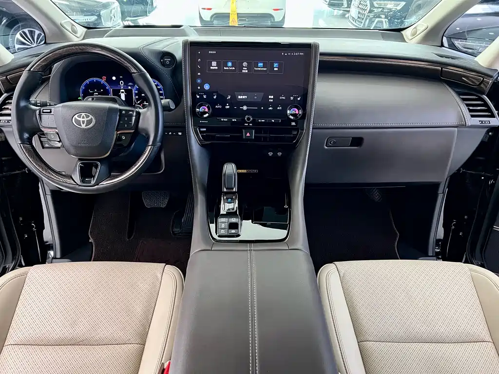 Toyota Alphard 2025 — фото 9
