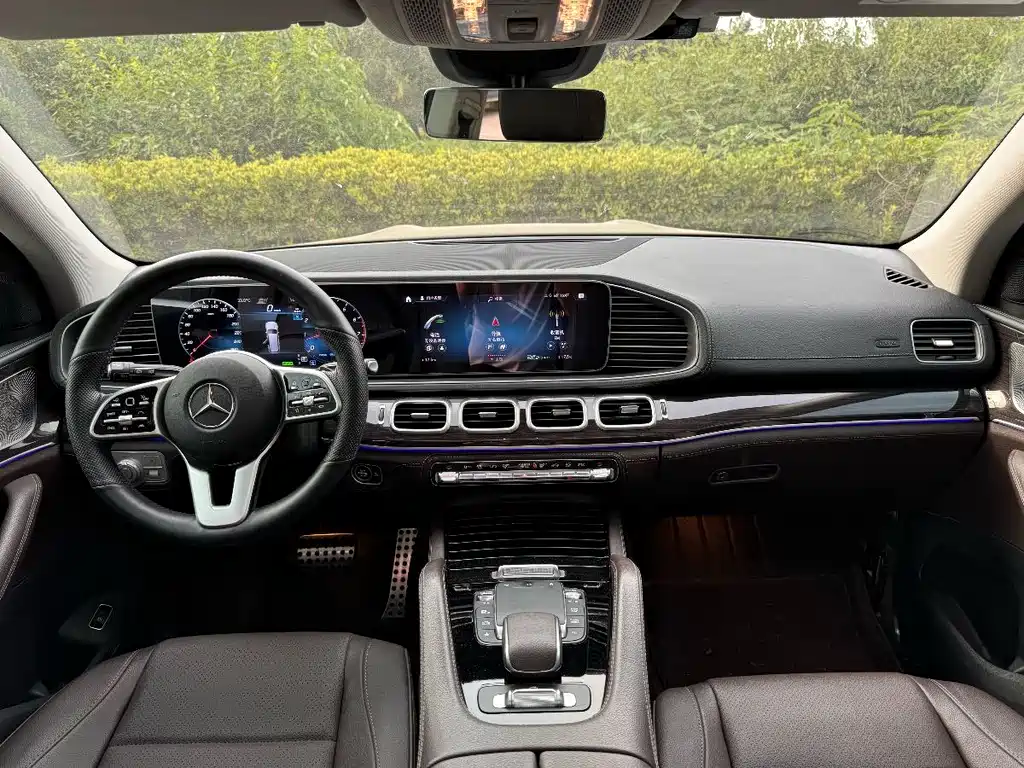 Mercedes-Benz GLS 2023