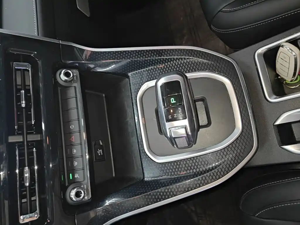 Haval M6 2022 — фото 14
