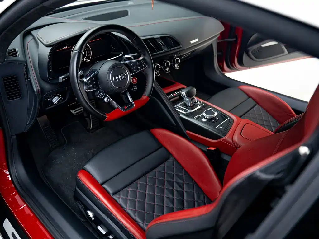 Audi R8 2018 — фото 17