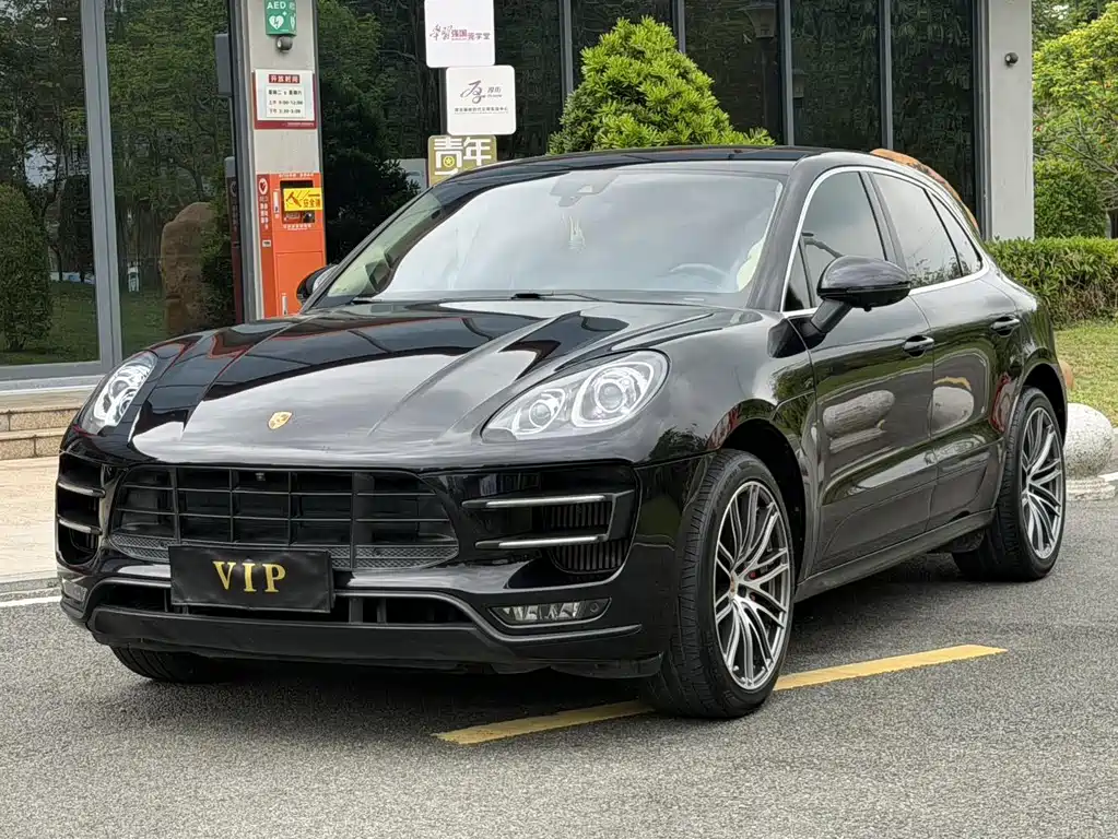 Porsche Macan 2016