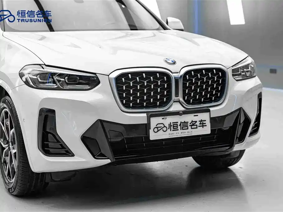 BMW X4 2022 — фото 9