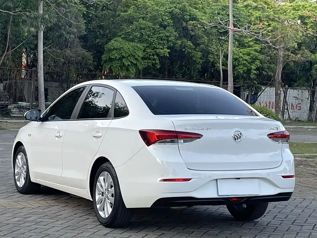 Buick Excelle 2021 — фото 10