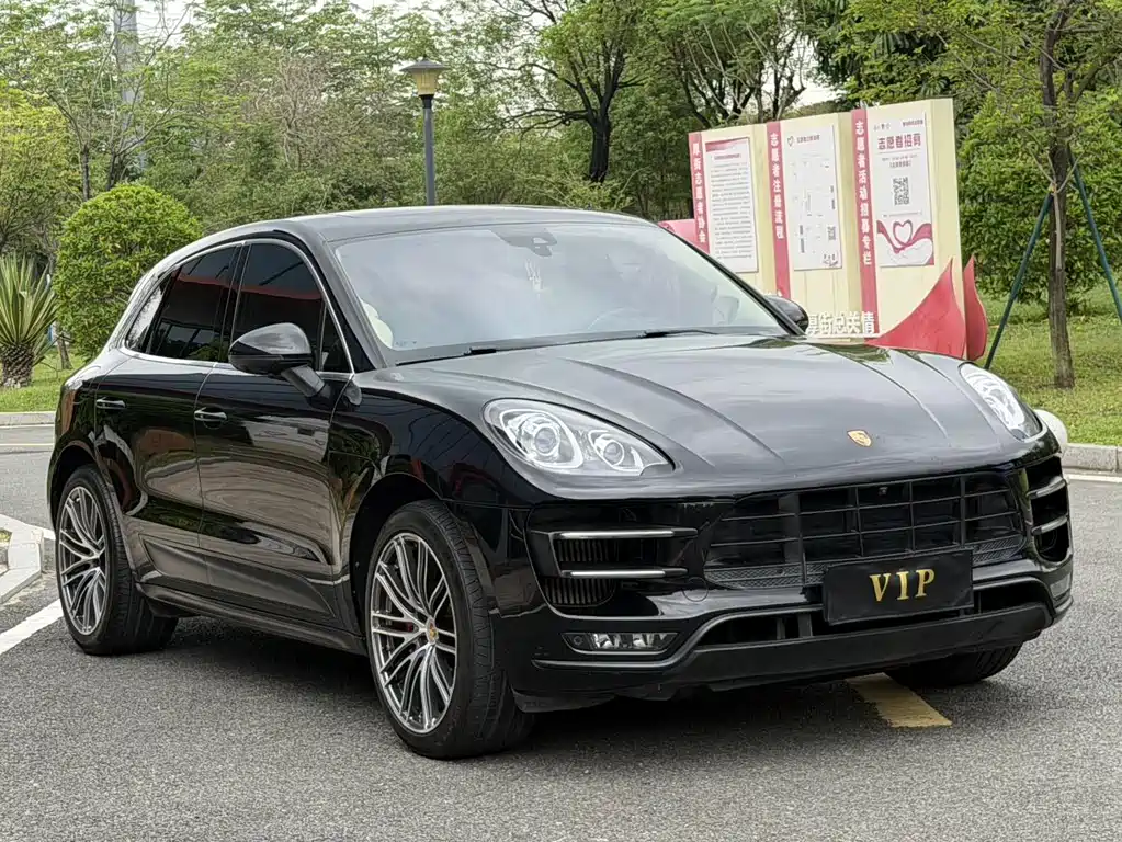 Porsche Macan 2016
