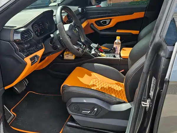 Lamborghini Urus 2020