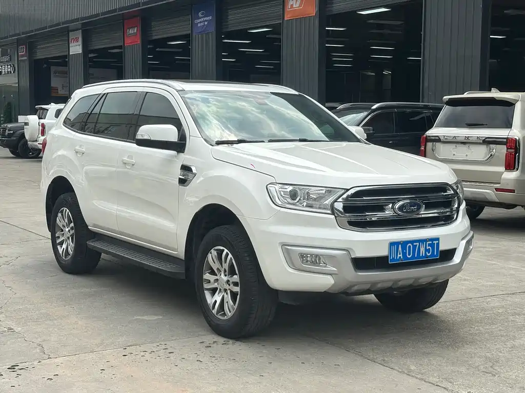 Ford Everest 2018 — фото 3