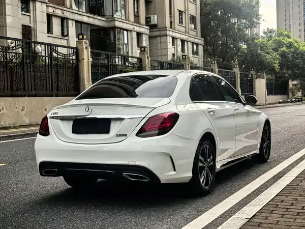 Mercedes-Benz C-Class 2019