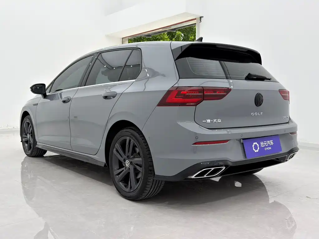 Volkswagen Golf 2023