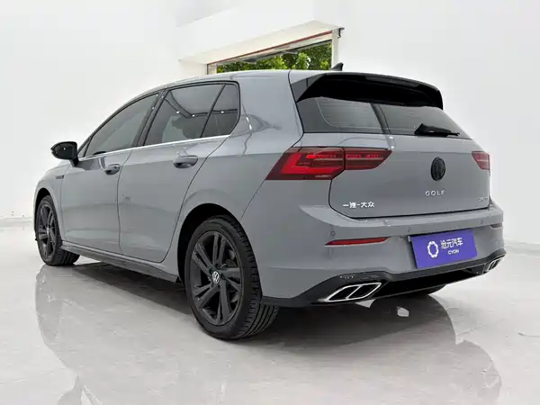 Volkswagen Golf 2023