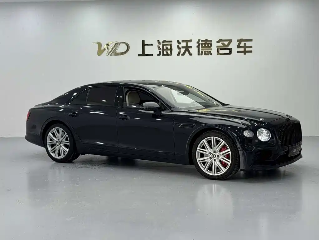 Bentley Flying Spur 2025 — фото 2