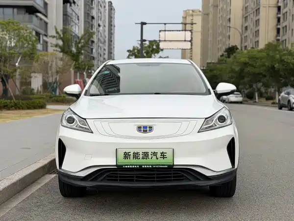 Geely Emgrand Gse 2020