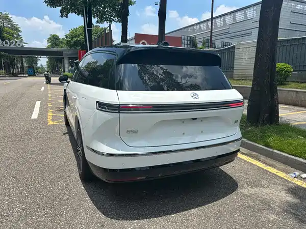 NIO ES8 2026