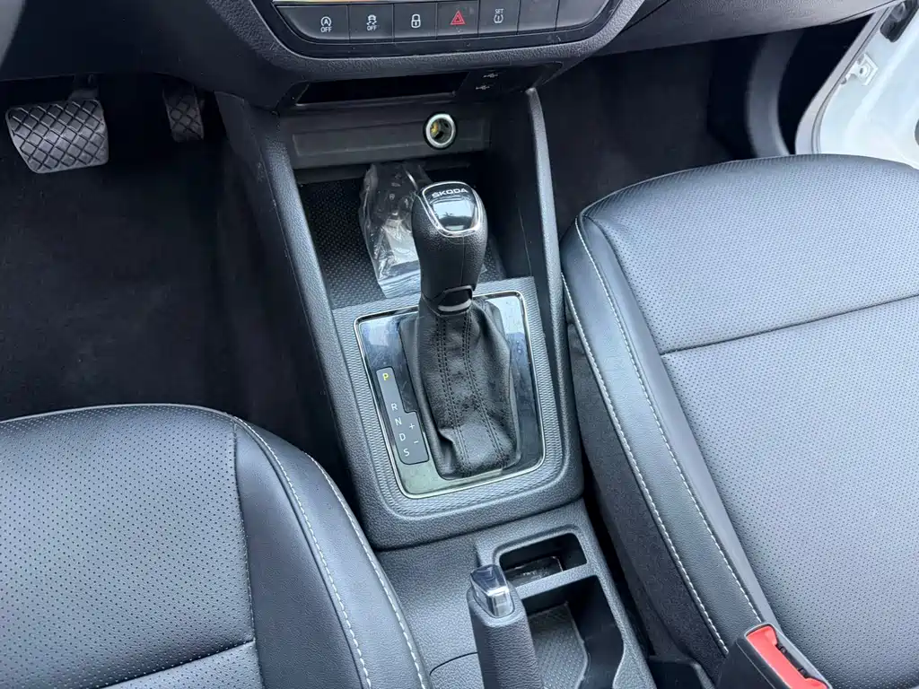 Skoda Kamiq 2023 — фото 10