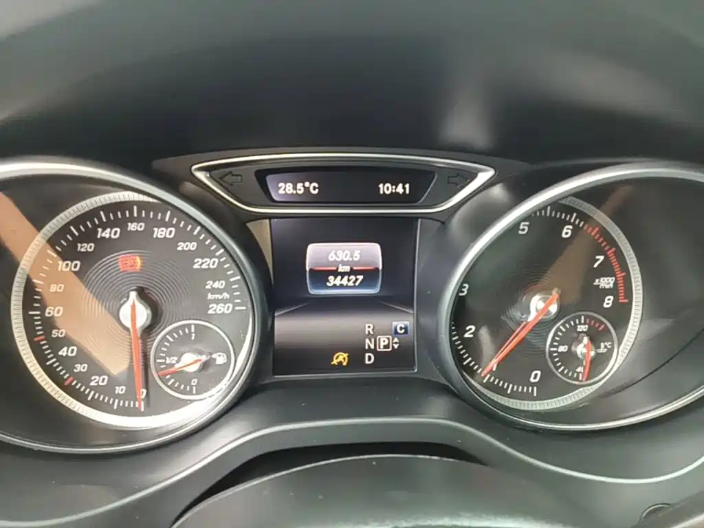Mercedes-Benz CLA 2017 — фото 12