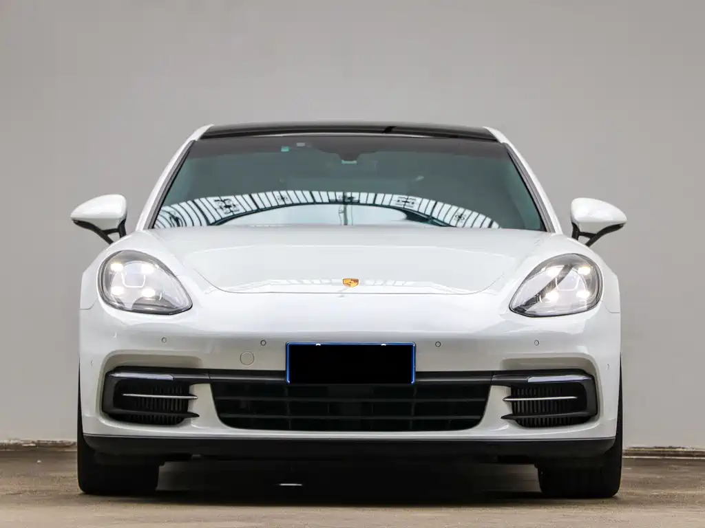Porsche Panamera 2019