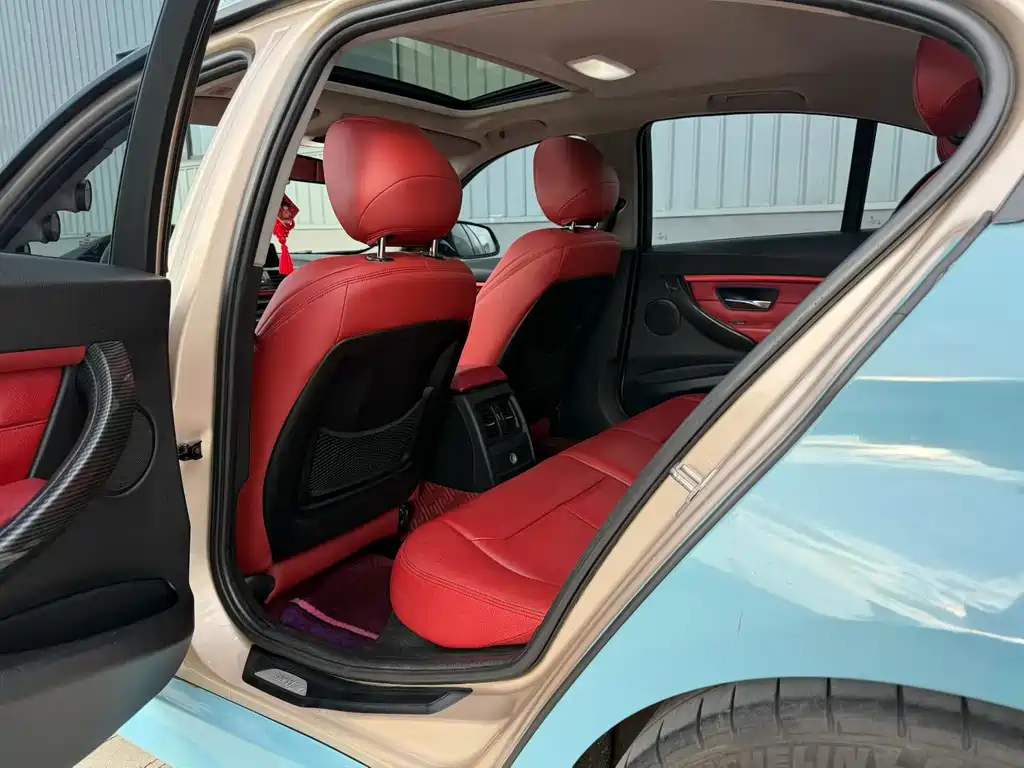BMW 3 Series 2013