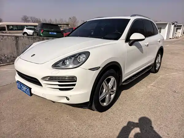 Porsche Cayenne 2011