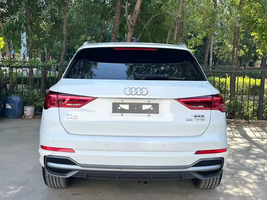 Audi Q3 2021