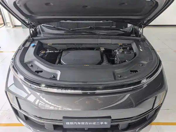 Li Auto L8 2023