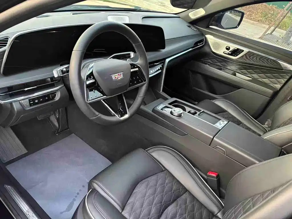 Cadillac CT6 2023 — фото 6