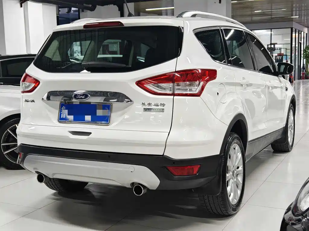 Ford Kuga 2016 — фото 3