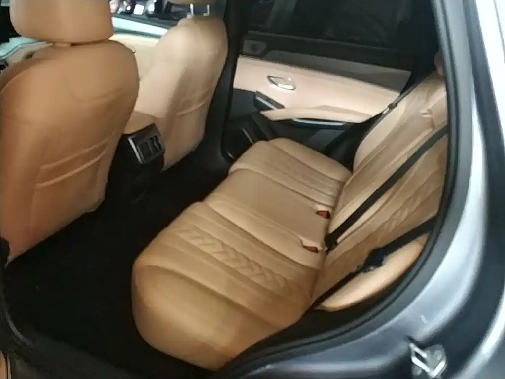 BYD Song L DM-i 2024 — фото 17