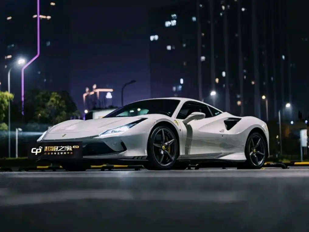 Ferrari F8 2022 — фото 1