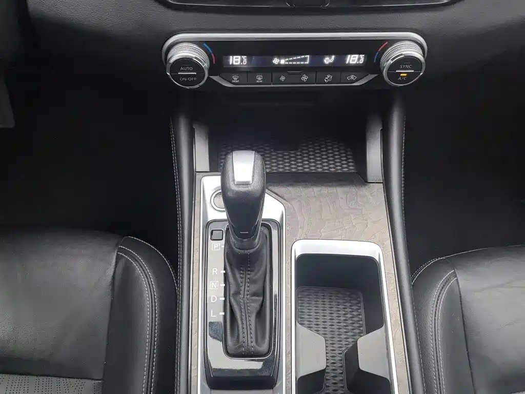 Nissan Teana 2023 — фото 13