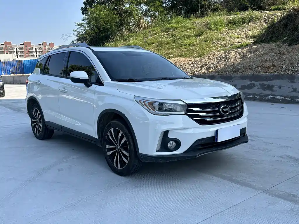 GAC Motor Trumpchi GS4 2016 — фото 3