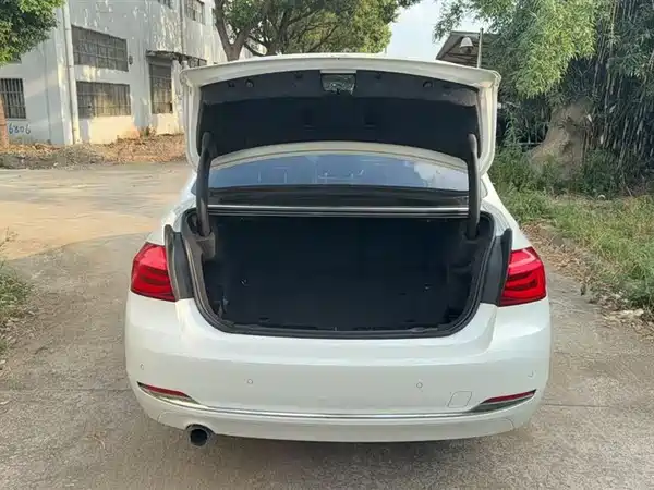 BMW 3 Series 2016