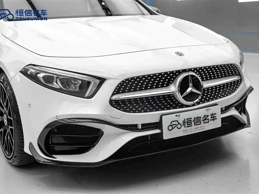 Mercedes-Benz A-Class 2019 — фото 9