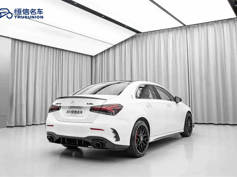 Mercedes-Benz A-Class 2019 — фото 5