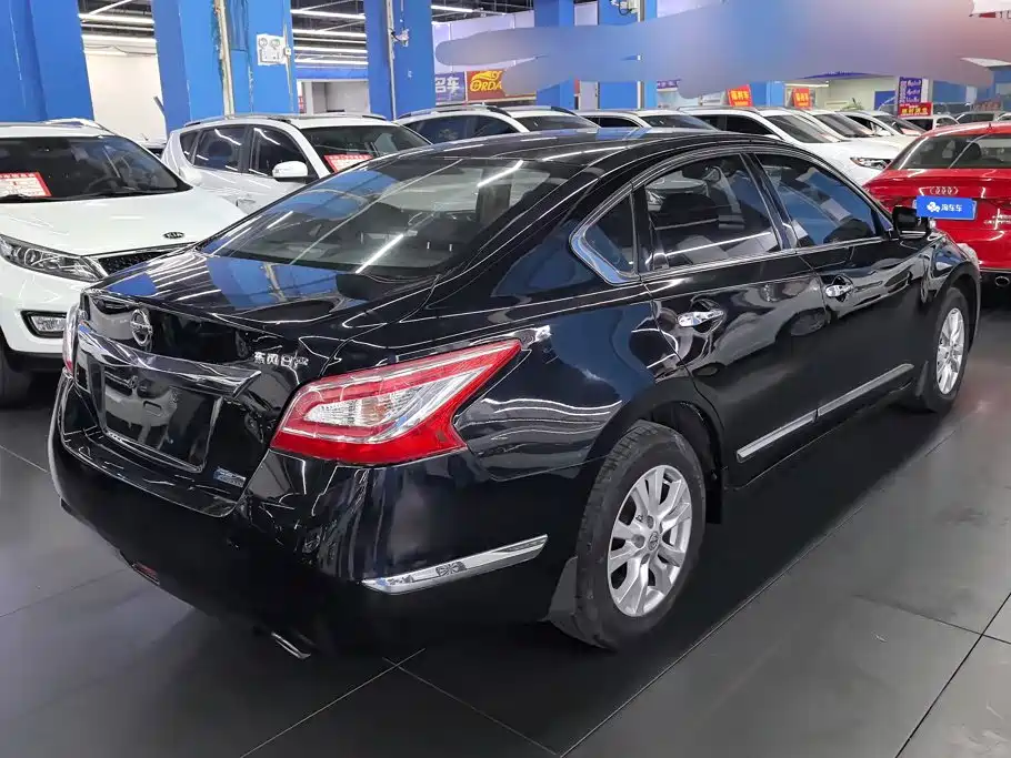 Nissan Teana 2015