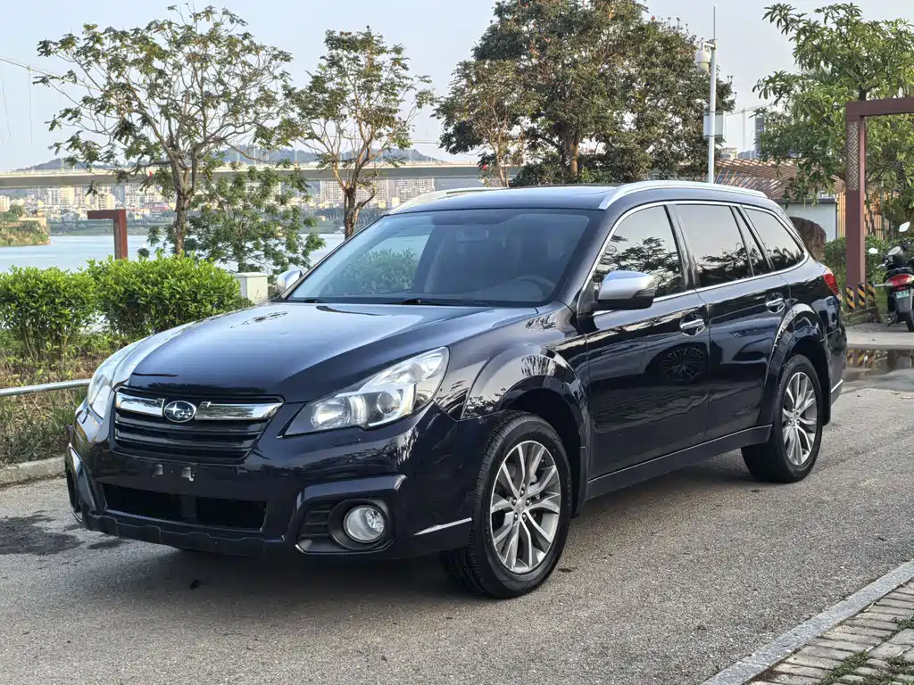 Subaru Outback 2014