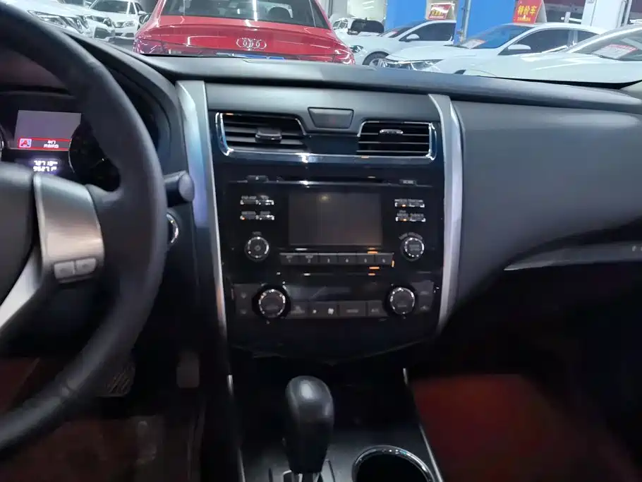 Nissan Teana 2015 — фото 13