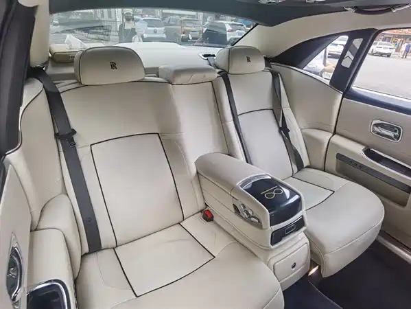 Rolls-Royce Ghost 2014