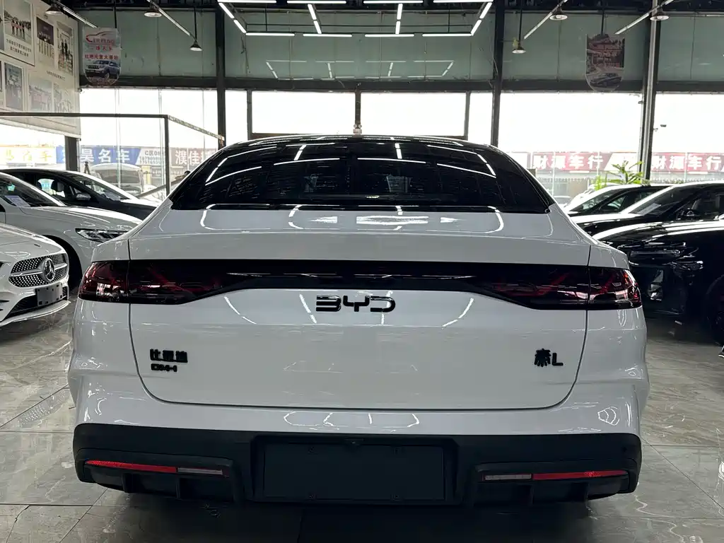 BYD Qin L 2025 — фото 5