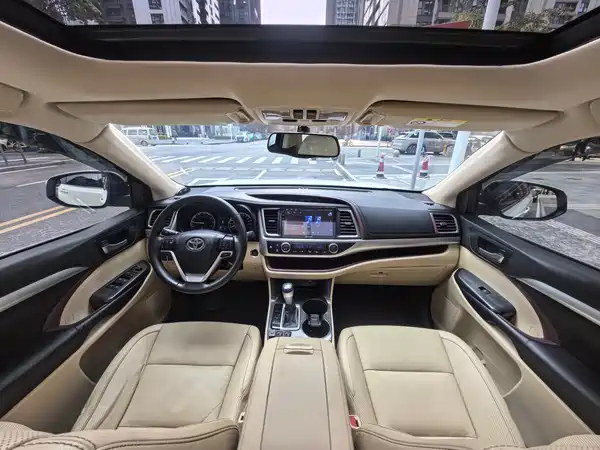 Toyota Highlander 2017