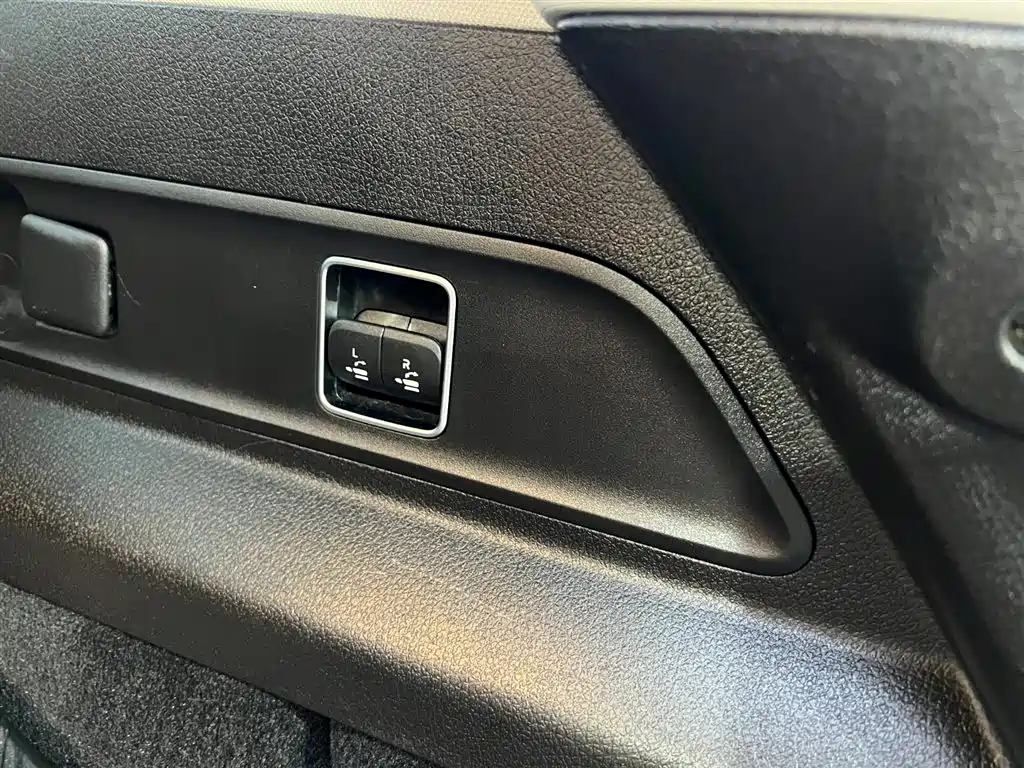 Mercedes-Benz GLE 2023 — фото 19