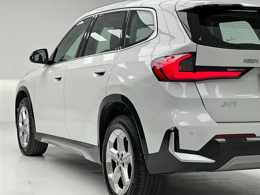 BMW X1 2024 — фото 8